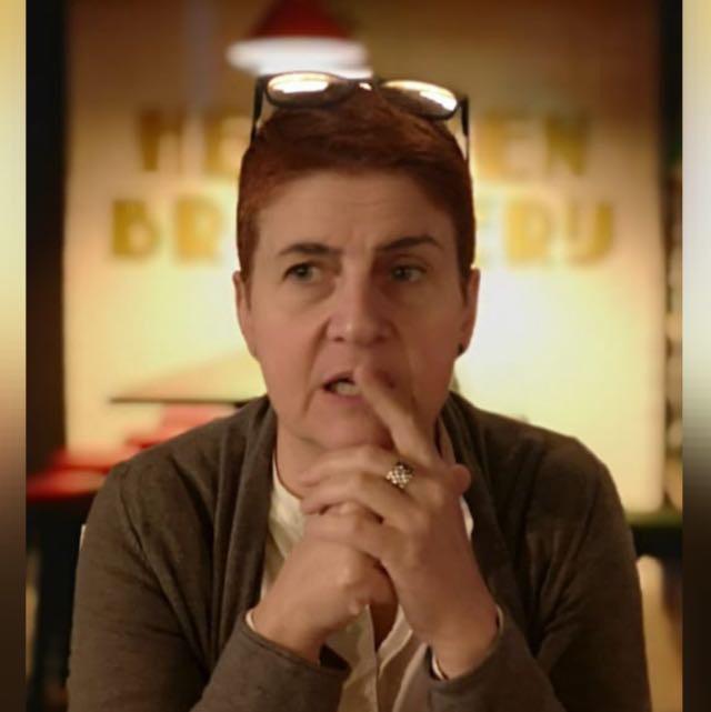 angela